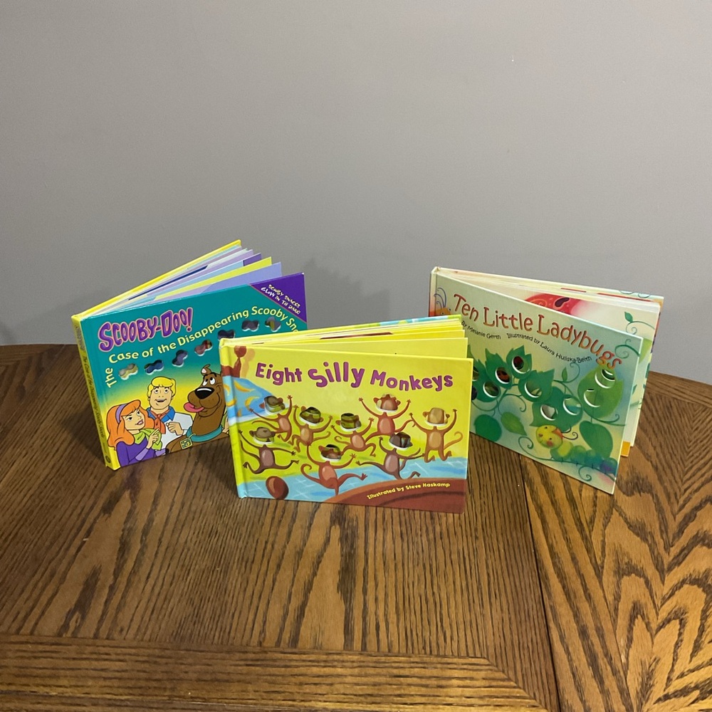 3 Kids' Counting storybooks: 10 Little Ladybugs 🐞 , 8 Silly Monkeys 🐒 & ScoobyDo